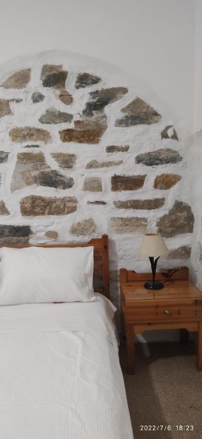 Odysseas Hotel Samos Esterno foto