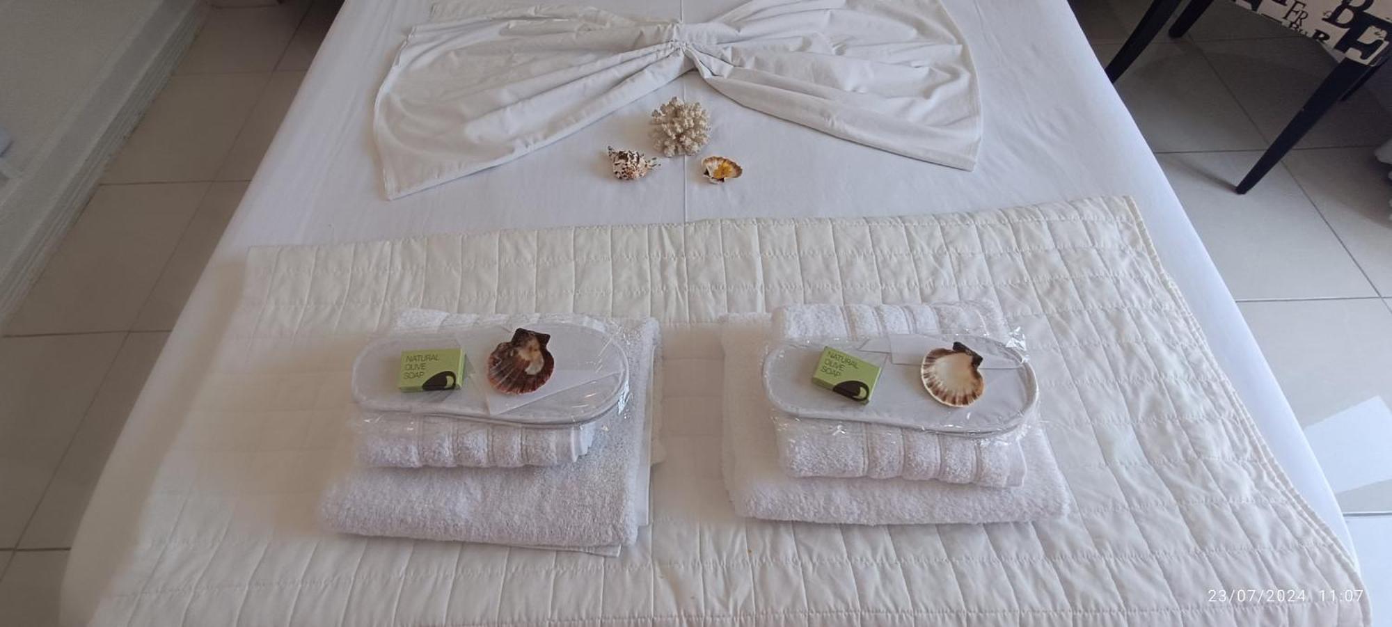 Odysseas Hotel Samos Esterno foto