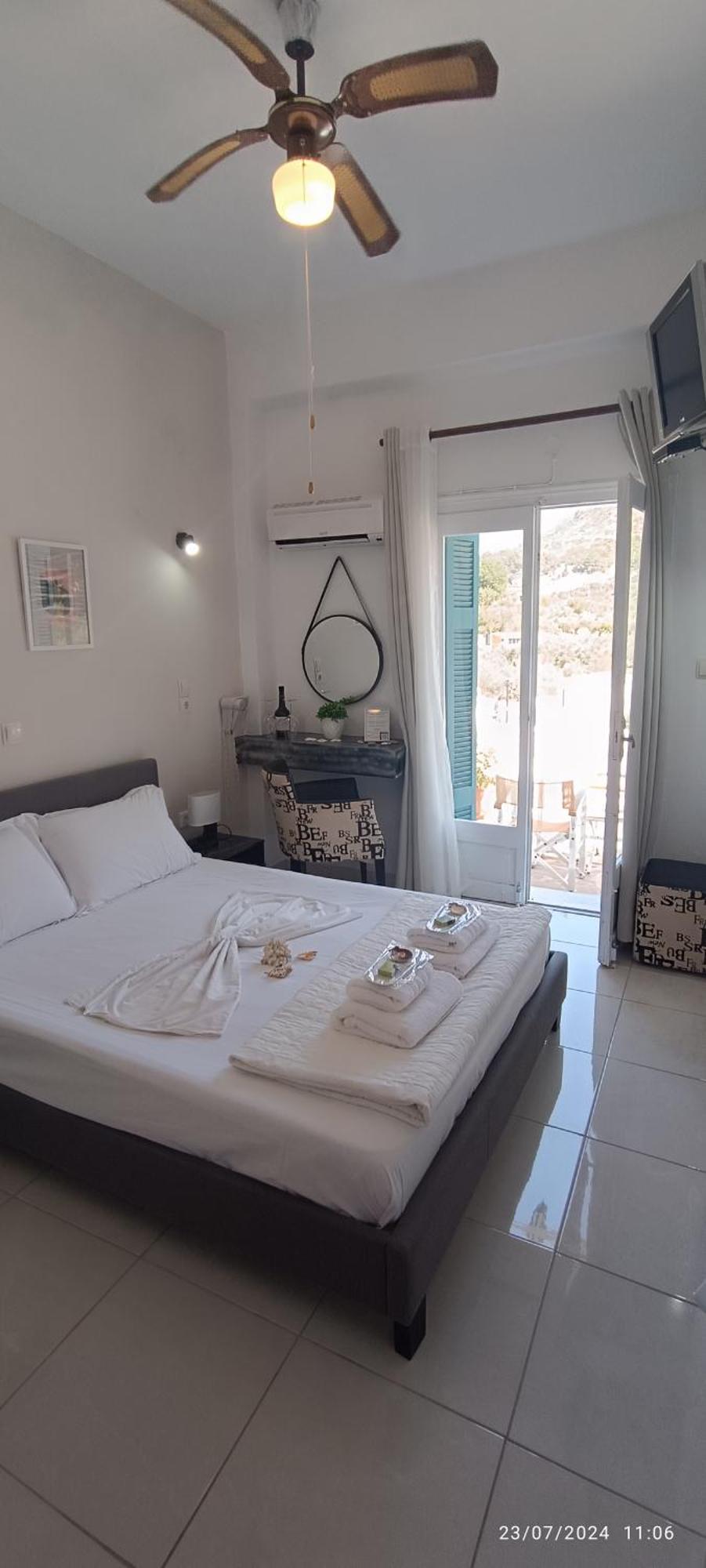 Odysseas Hotel Samos Esterno foto